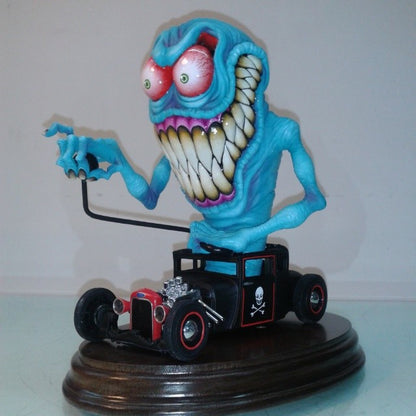 Halloween Resin Big Mouth Monster Figurine Decorative Ornament Home Decoration Design Alien Figurine